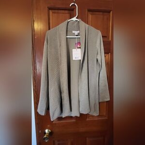 NWT Carolyn Taylor L long sleeve sweater, open front. Color: Tapioca Heather